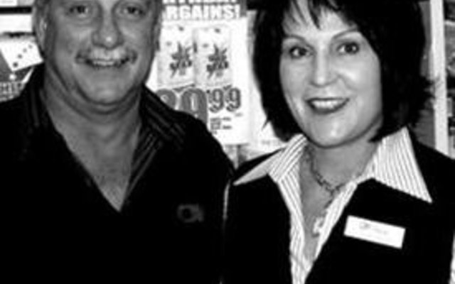 Chris en Petra van Rensburg Hoofborg: OK Foods